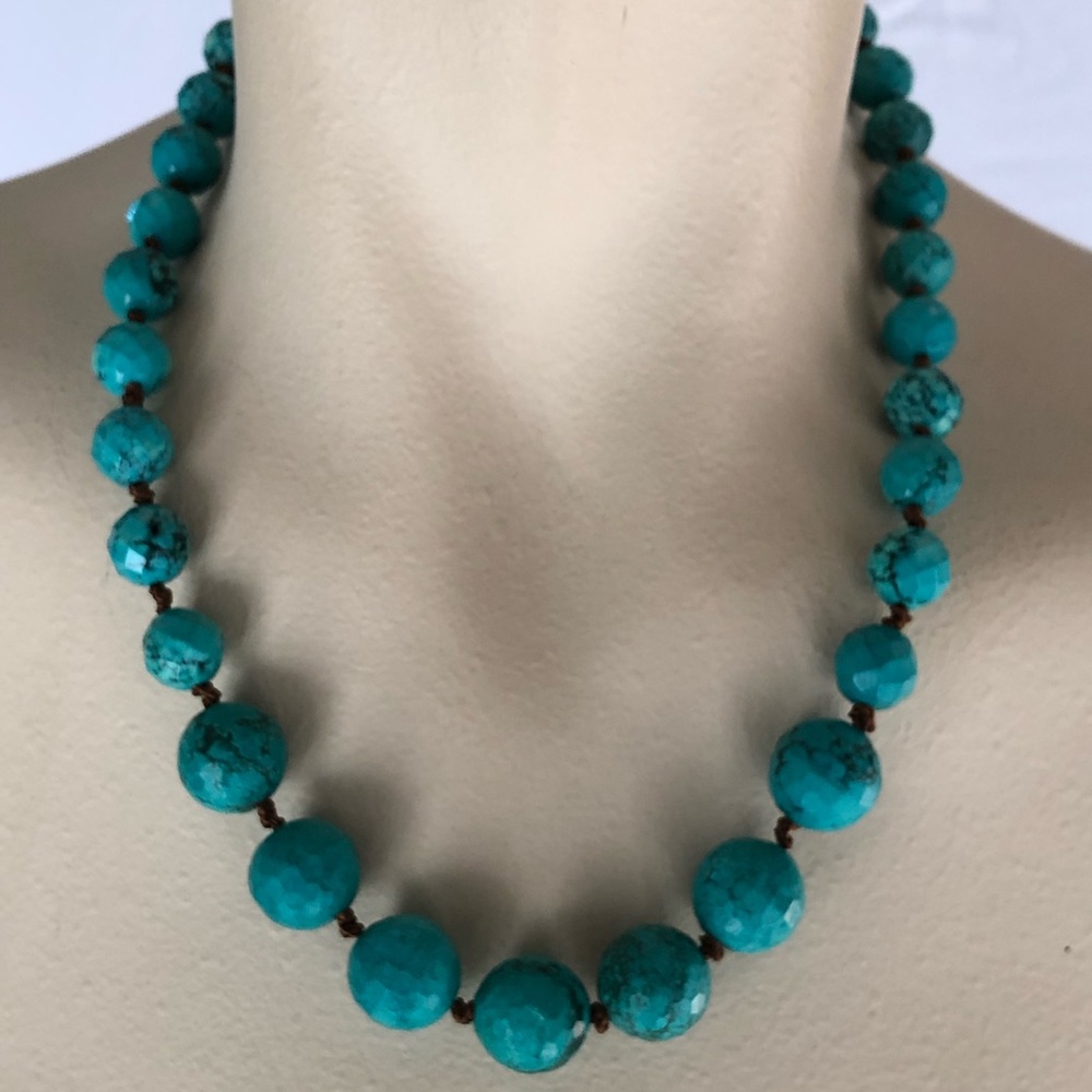 Graduated Knotted Turquoise Statement Necklace - image 7